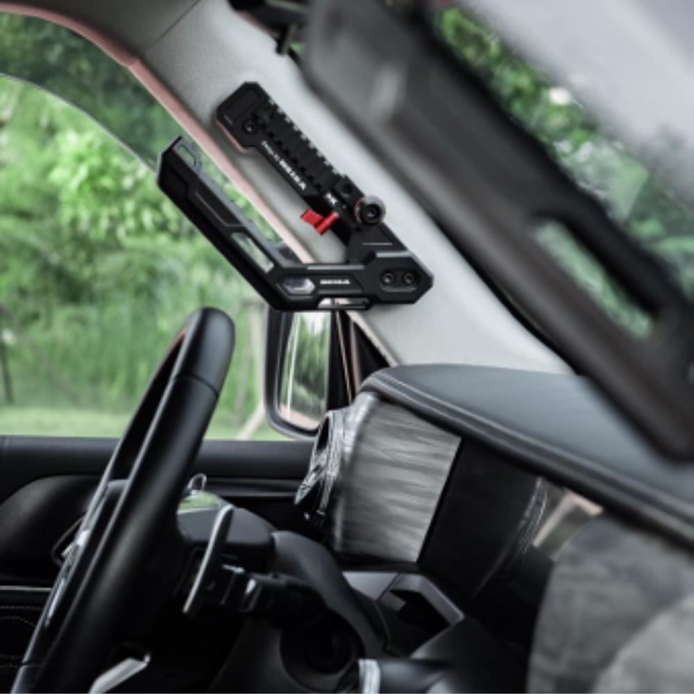 GWM Tank 300 MK Master and Passenger Hold Hands