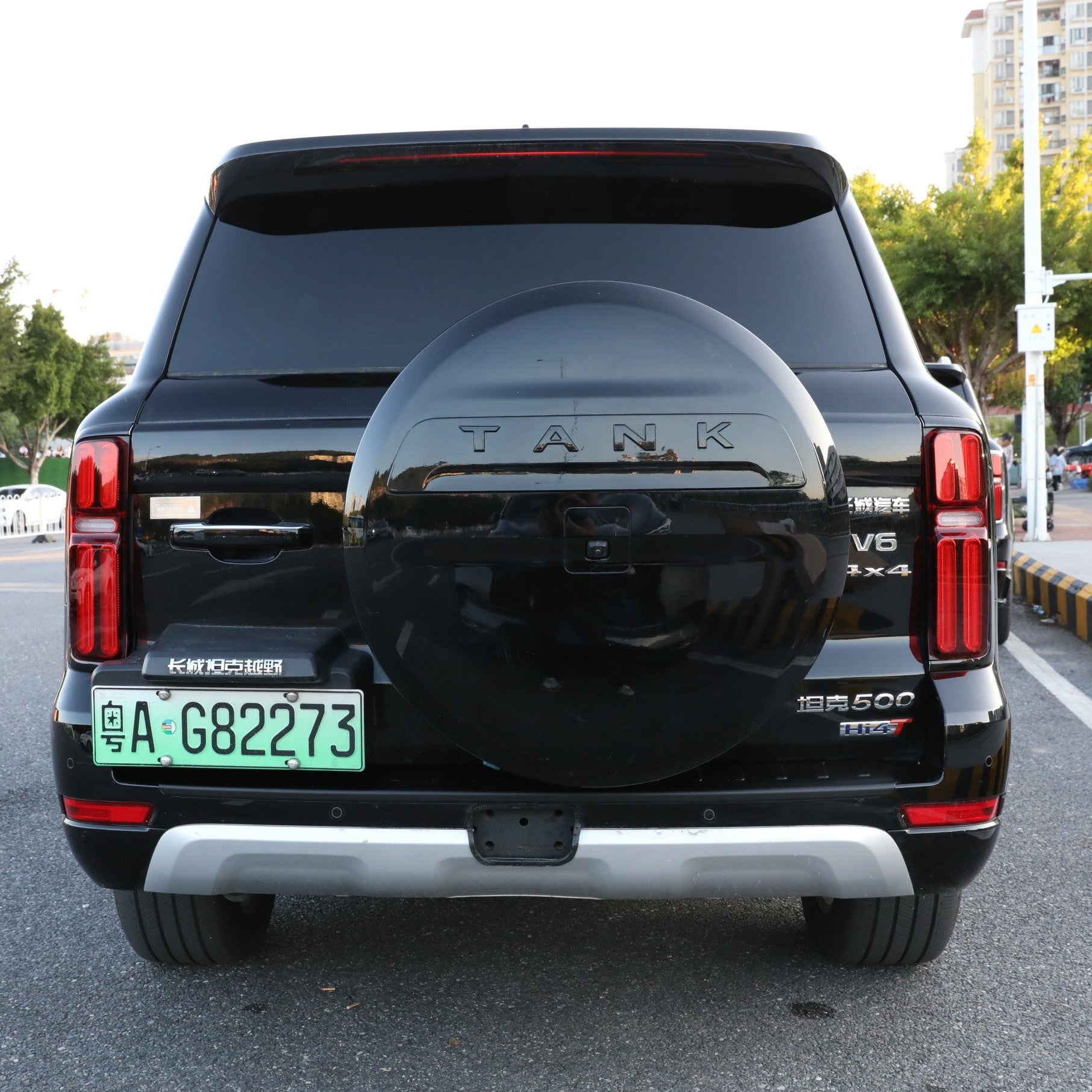 Tank 500 Hybrid Black Warrior Kit Body Surround Modification