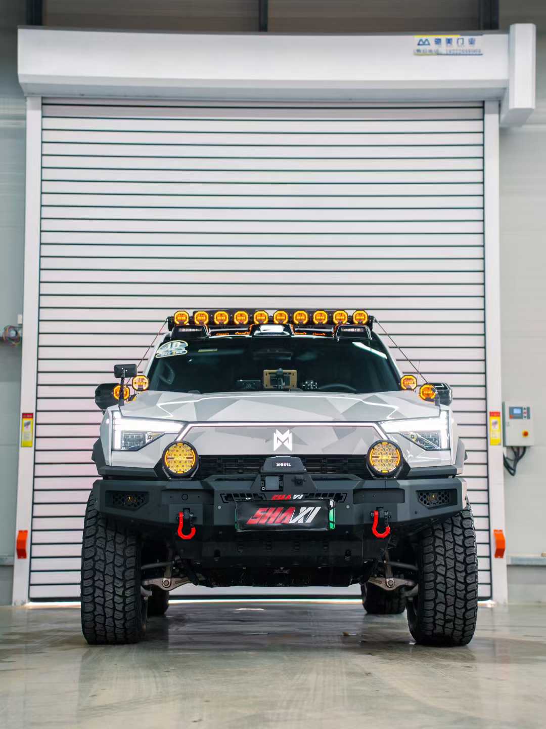 Dongfeng M-Hero M817 with SHAXI EVO73A suspension kit installed – photo 2