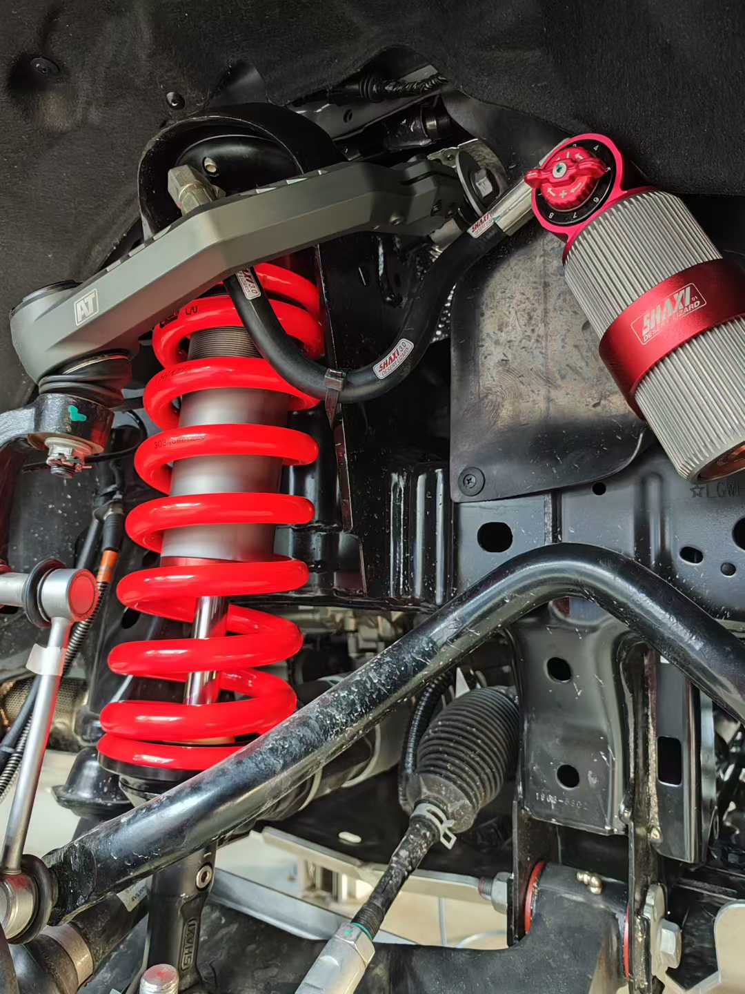 GWM Tank 400 Hi4-Z PHEV with SHAXI EVO73A suspension kit installed – photo 2