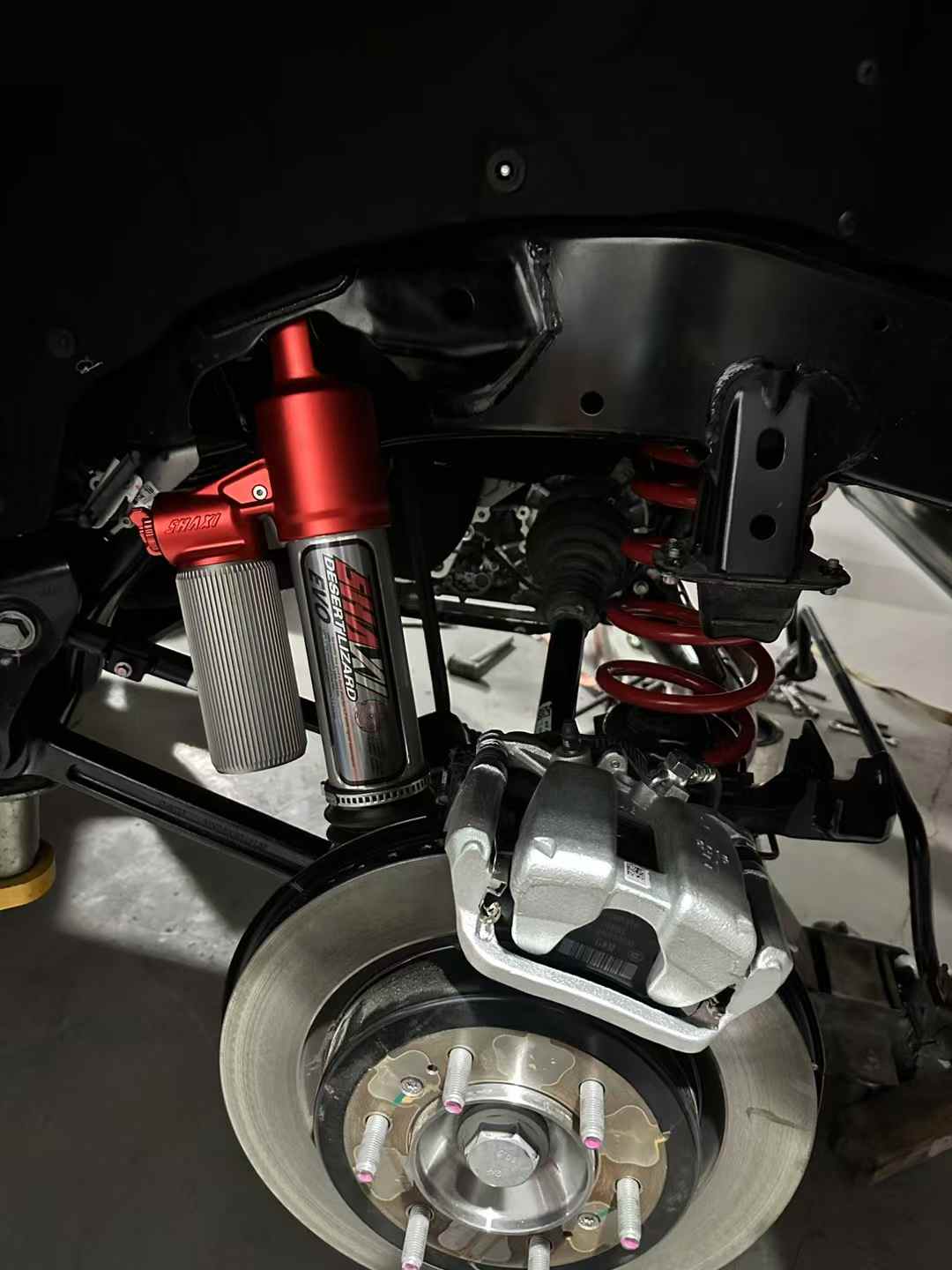 GWM Tank 500 Hi4-Z PHEV with SHAXI EVO73A suspension kit installed – photo 17