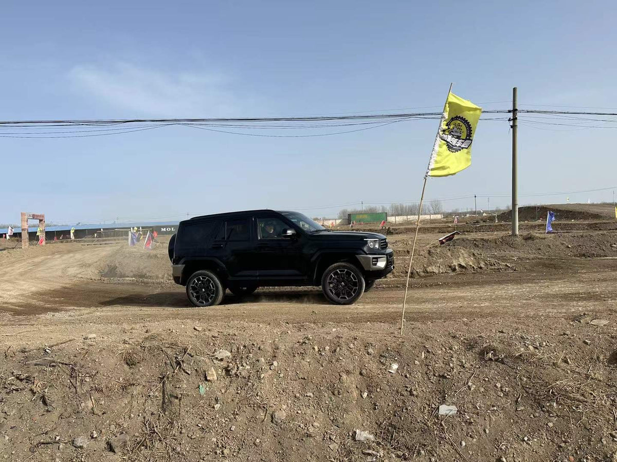 GWM Tank 700 with SHAXI EVO73A suspension kit installed – photo 11