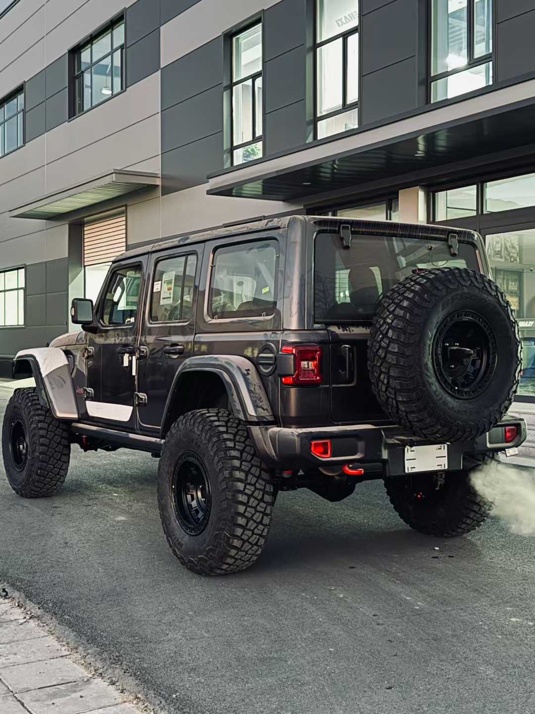 Jeep Wrangler JL with SHAXI EVO73A suspension kit installed – photo 10