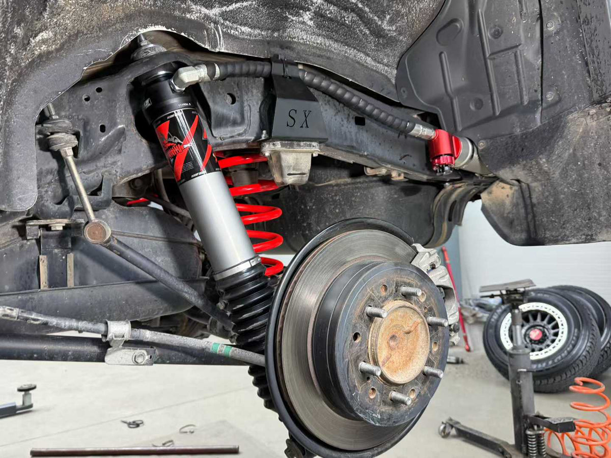 Toyota FJ Cruiser with SHAXI EVO73A suspension kit installed – photo 6