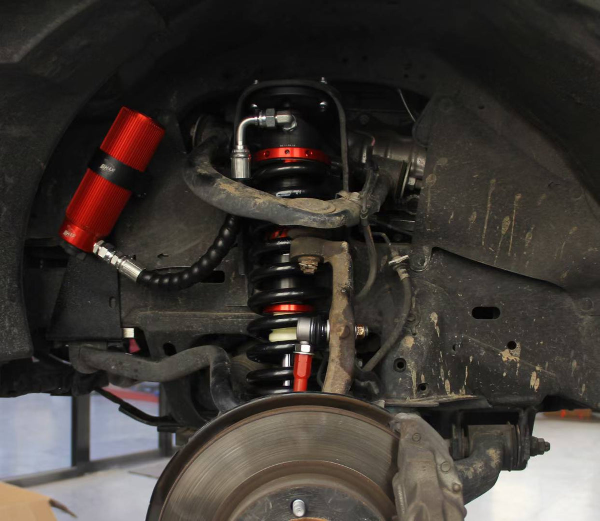 Toyota FJ Cruiser with SHAXI EVO73A suspension kit installed – photo 16