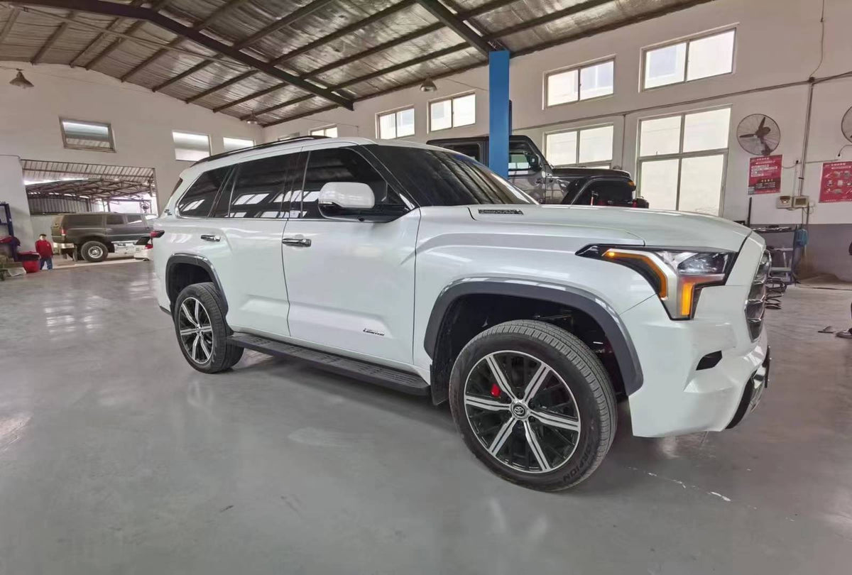 Toyota Sequoia with SHAXI EVO73A suspension kit installed – photo 1