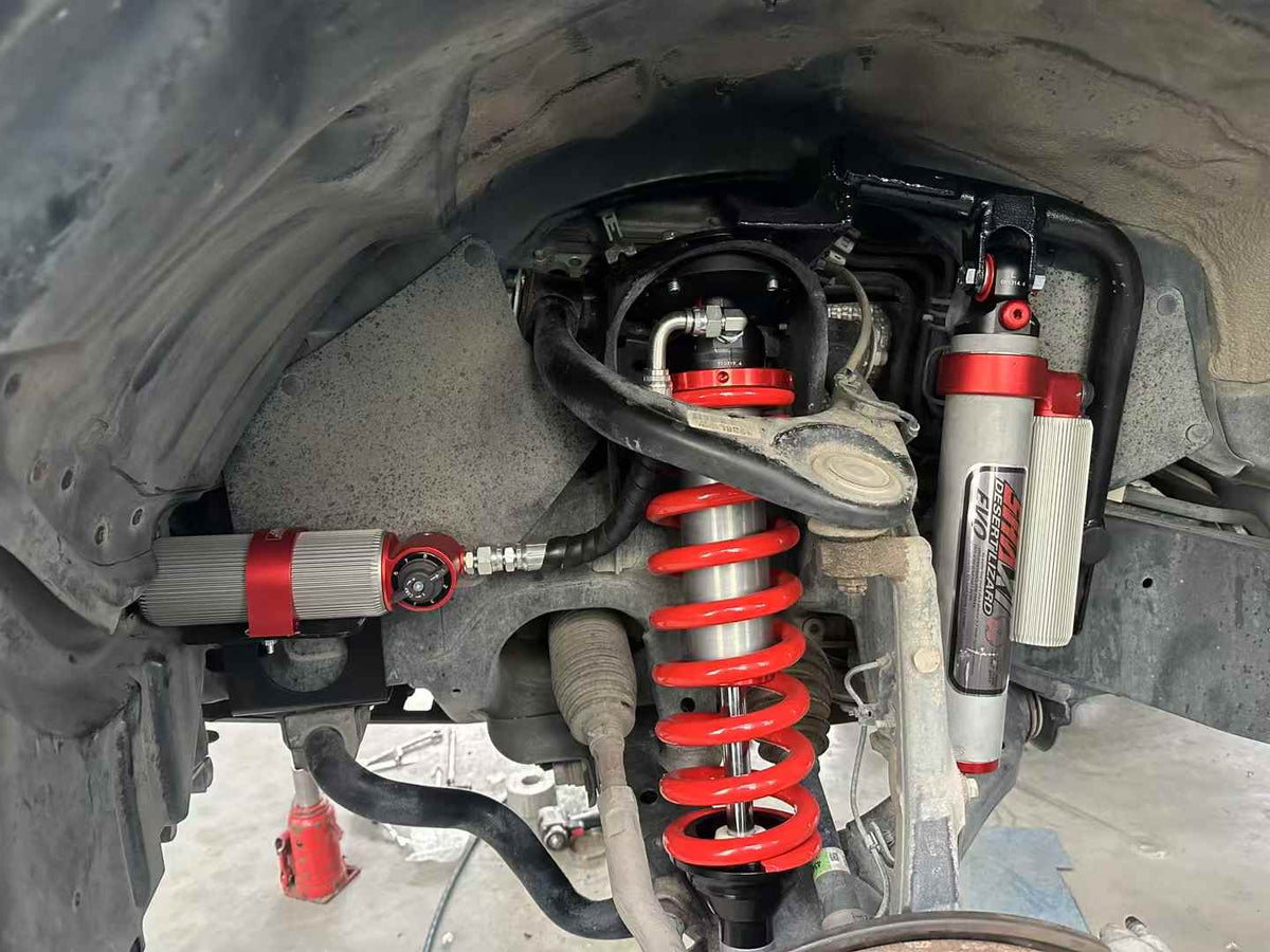 Toyota Tundra 5.7 with SHAXI EVO65 front second shocks installed – photo 2