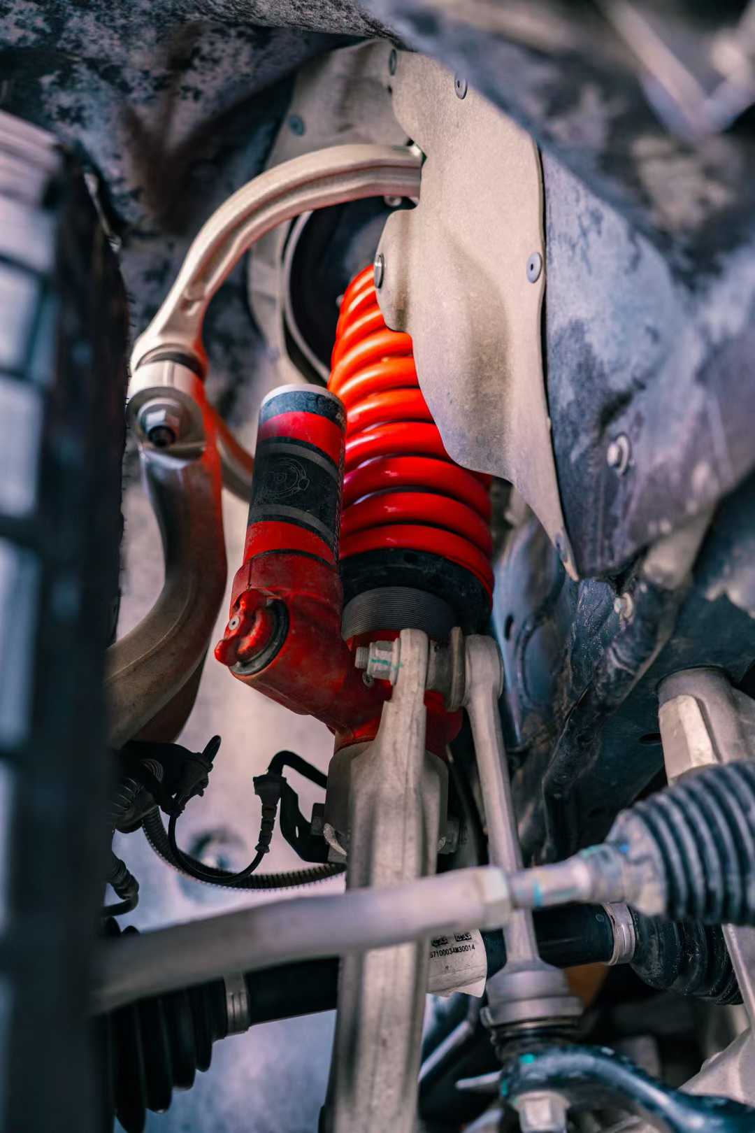 Dongfeng M-Hero M817 with SHAXI EVO73A suspension kit installed – photo 6
