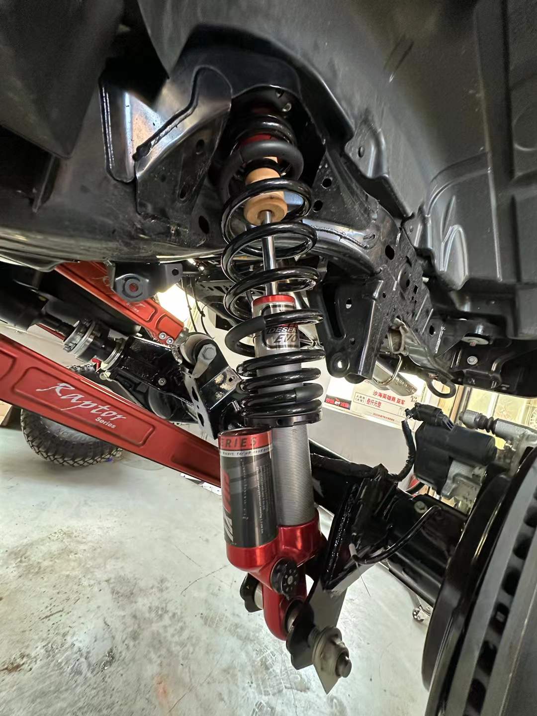 Ford Bronco (Bronco Raptor Conversion) with SHAXI EVO73A suspension kit installed – photo 13