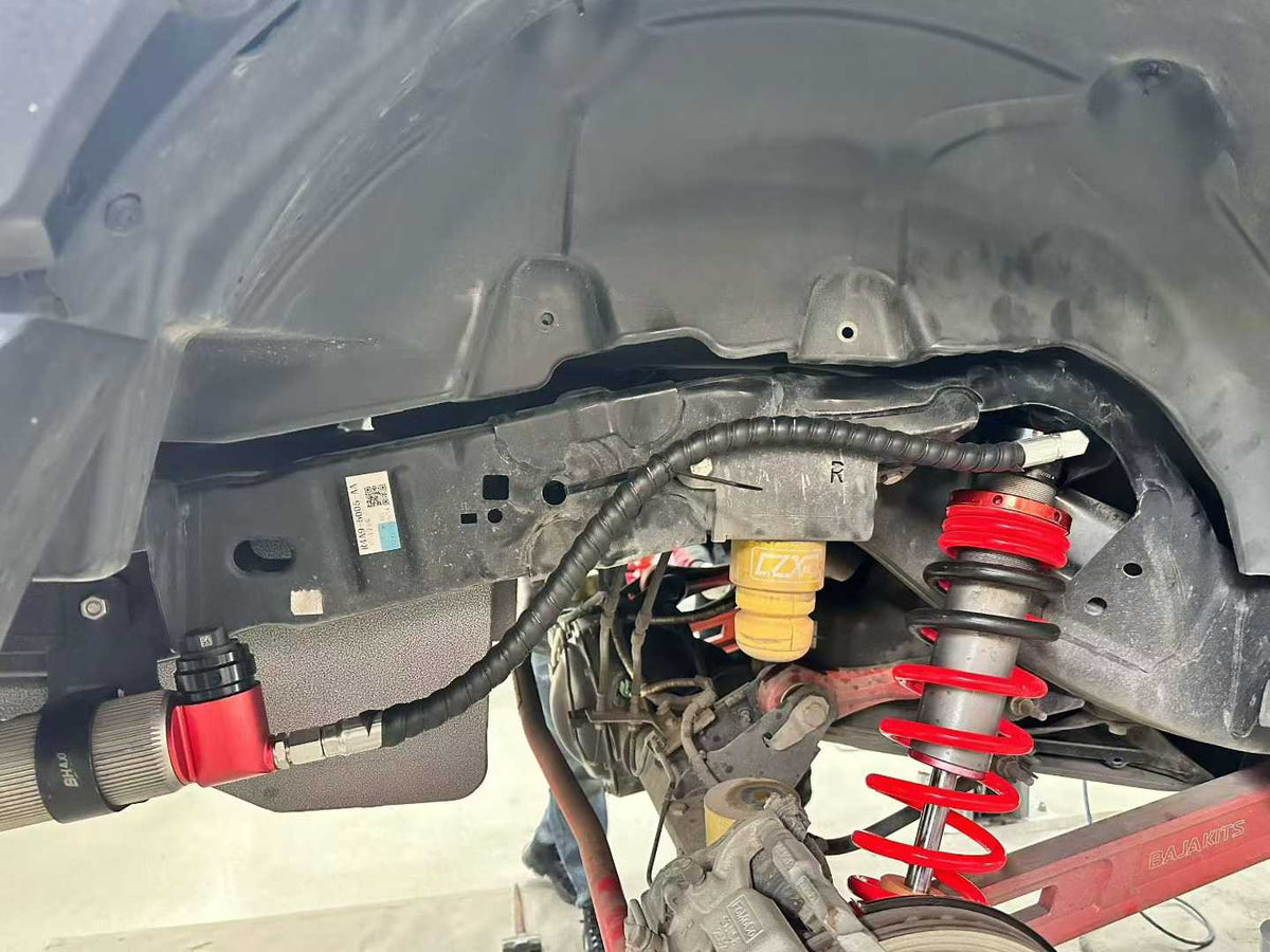 Ford Bronco with SHAXI E-Control suspension kit installed – photo 5