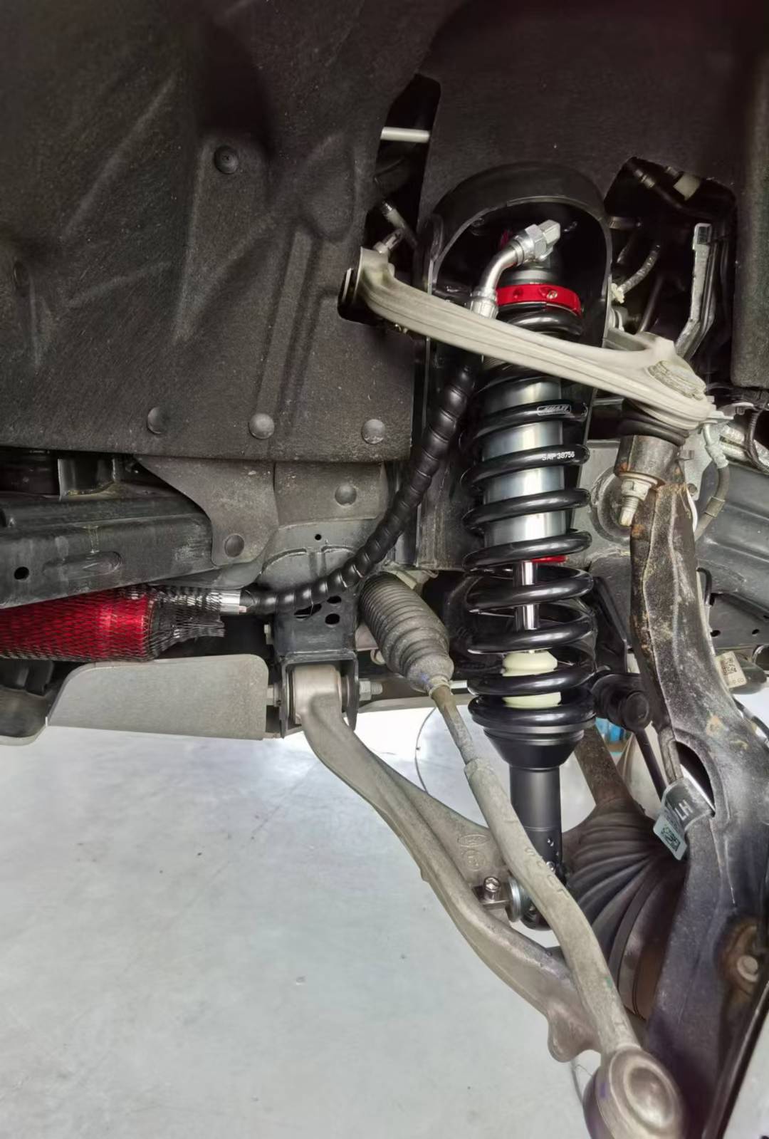 Ford Bronco with SHAXI EVO73A suspension kit installed – photo 15