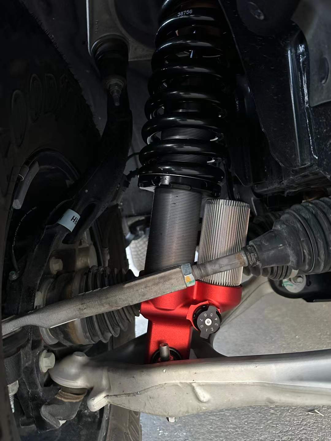Ford Bronco with SHAXI EVO73A suspension kit installed – photo 28
