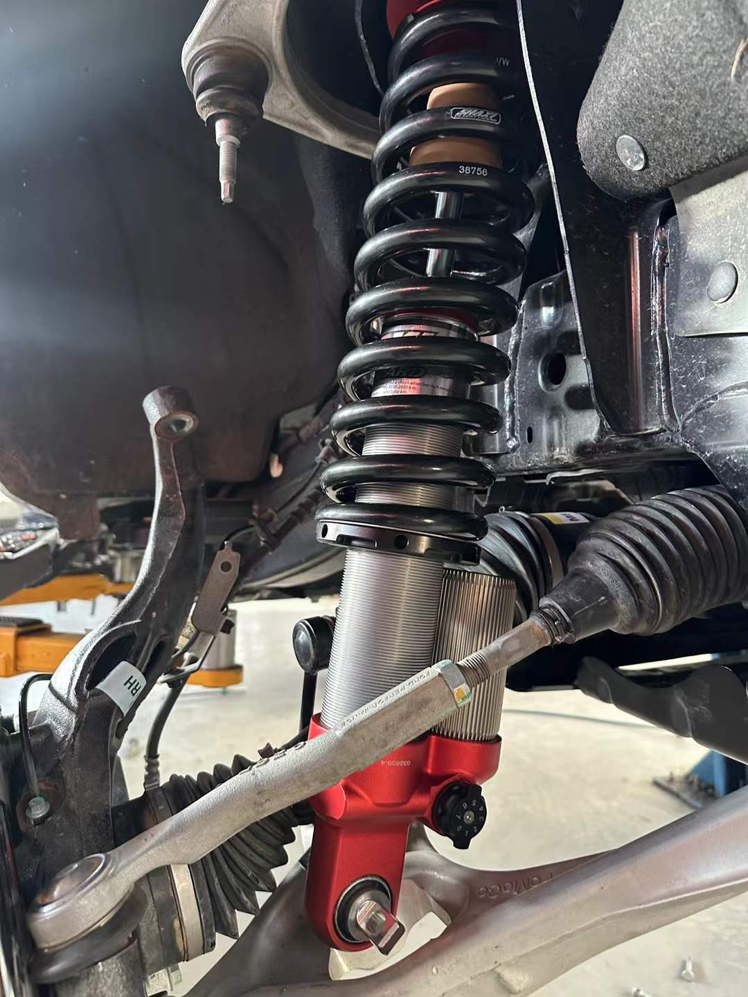 Ford Bronco with SHAXI EVO73A suspension kit installed – photo 30