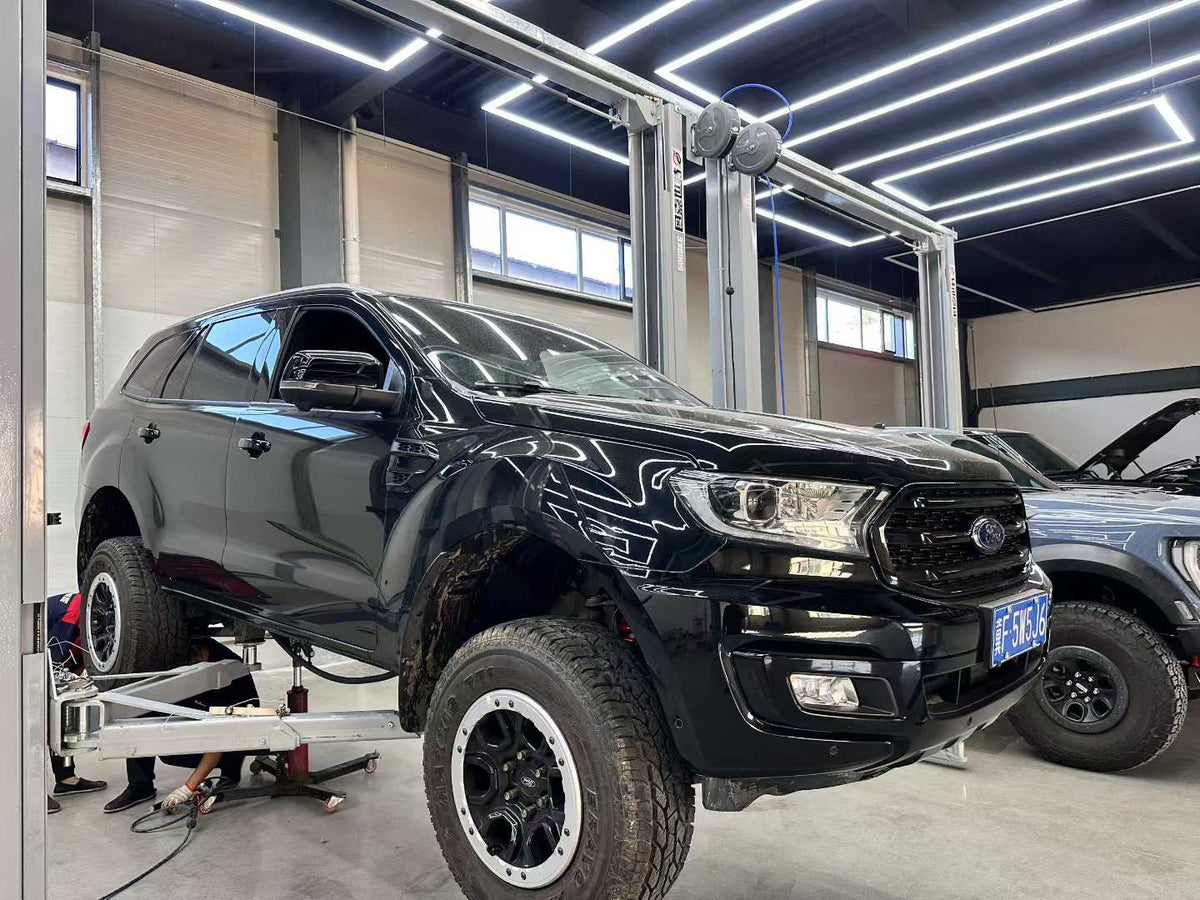 Ford Everest with SHAXI EVO73A suspension kit installed – photo 8