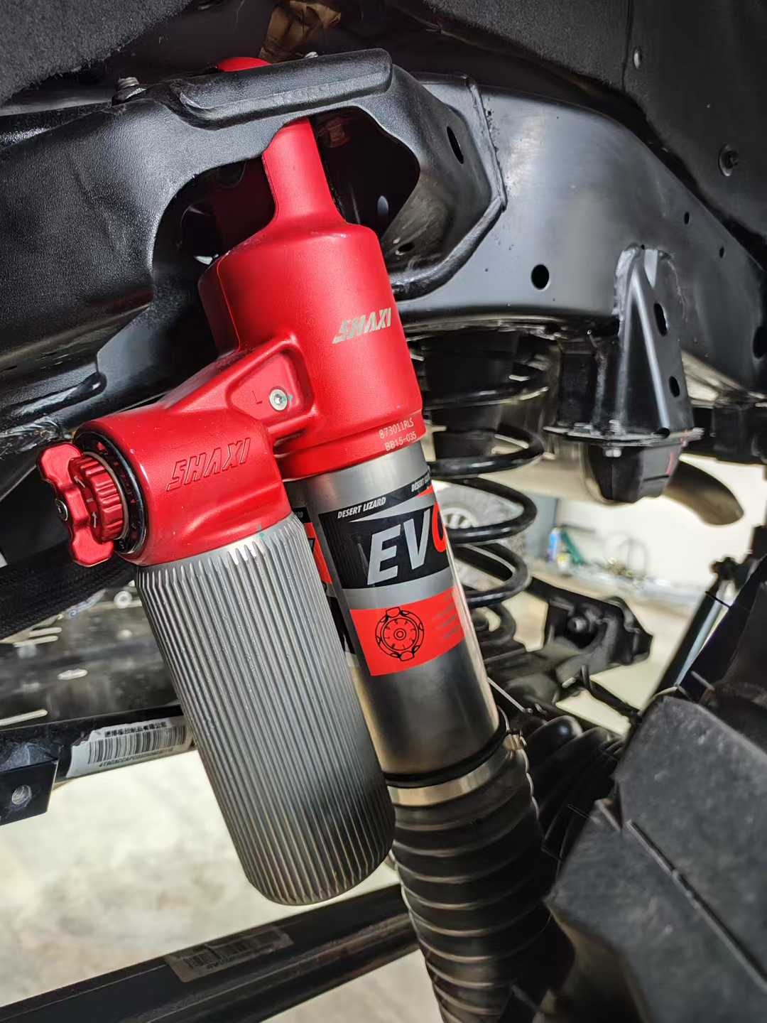 GWM Tank 400 Hi4-Z PHEV with SHAXI EVO73A suspension kit installed – photo 4