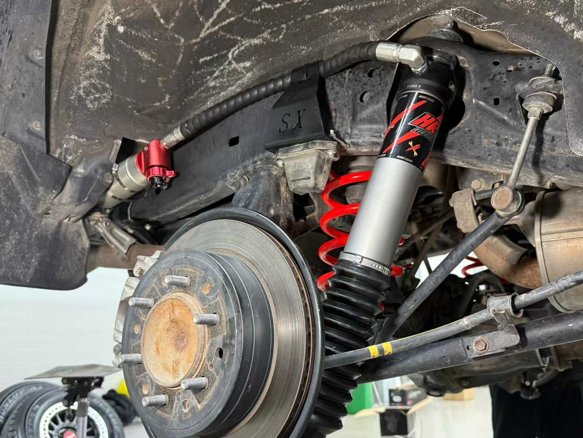 Toyota FJ Cruiser with SHAXI EVO73A suspension kit installed – photo 4