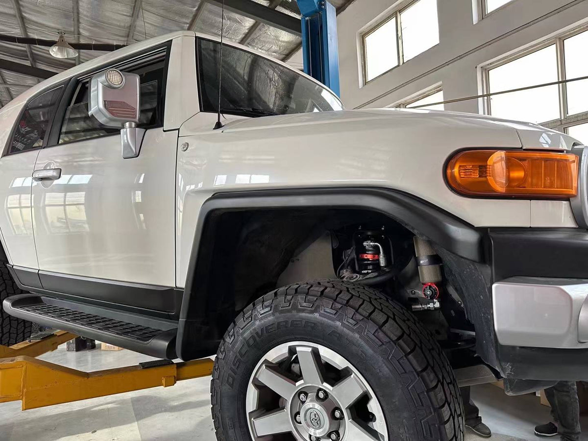 Toyota FJ Cruiser with SHAXI EVO73A suspension kit installed – photo 12