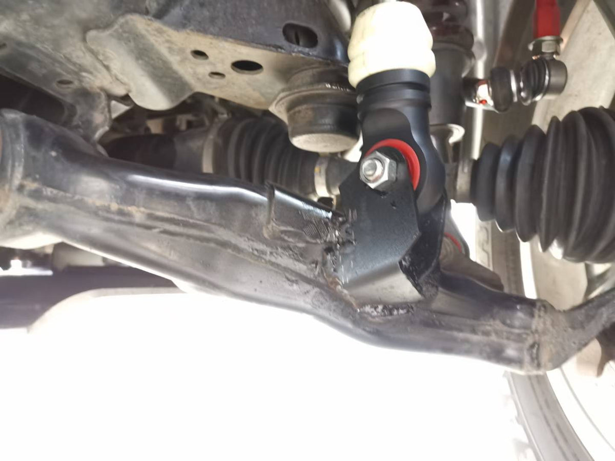 Toyota Prado 120/150 & FJ Cruiser with SHAXI EVO65 rear second shocks installed – photo 8
